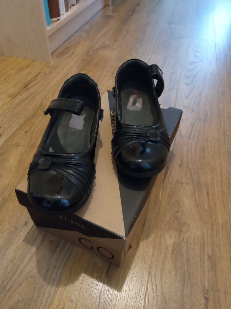 russell and bromley girls shoes